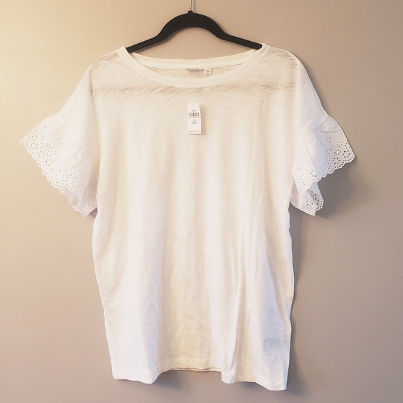 NWT Women's Eyelet Embroidered White Ruffle Top - Picture 3 of 7